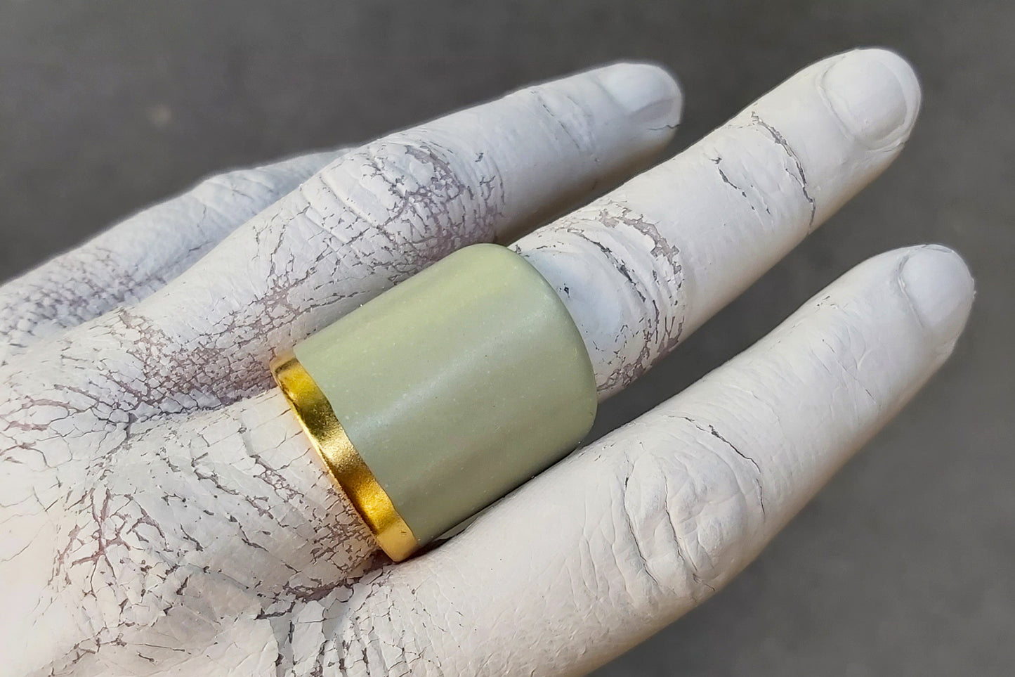 Ring #R20 + colors