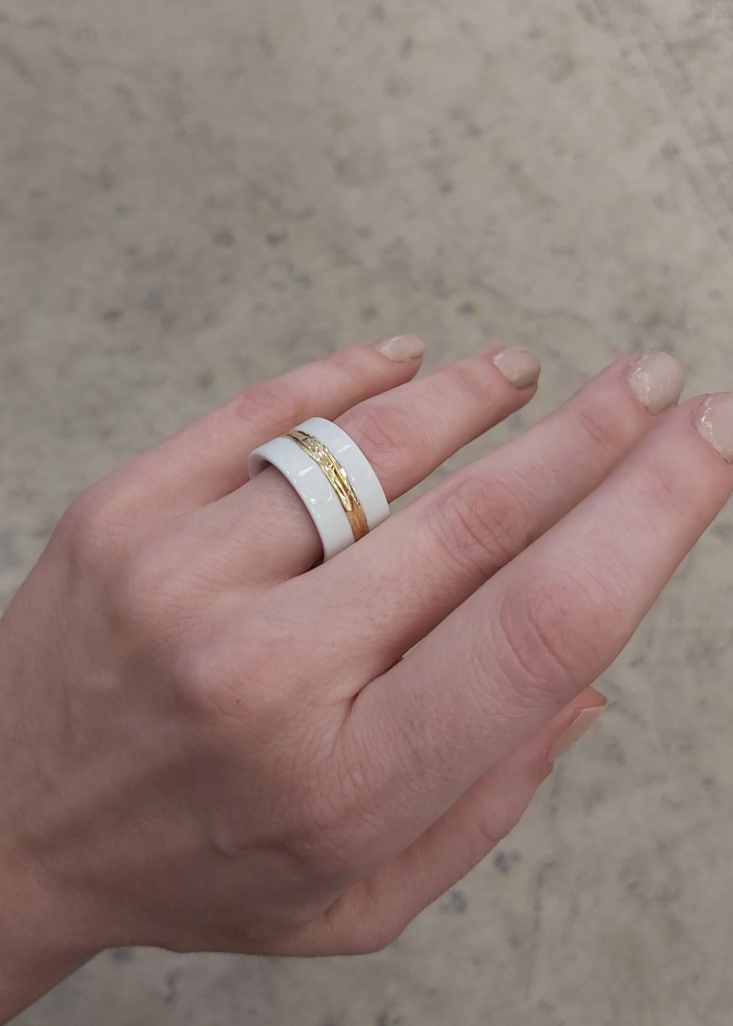 Ring #R40