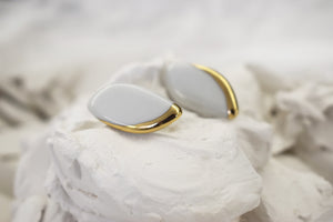 Open image in slideshow, Porcelain earrings M201 + colors

